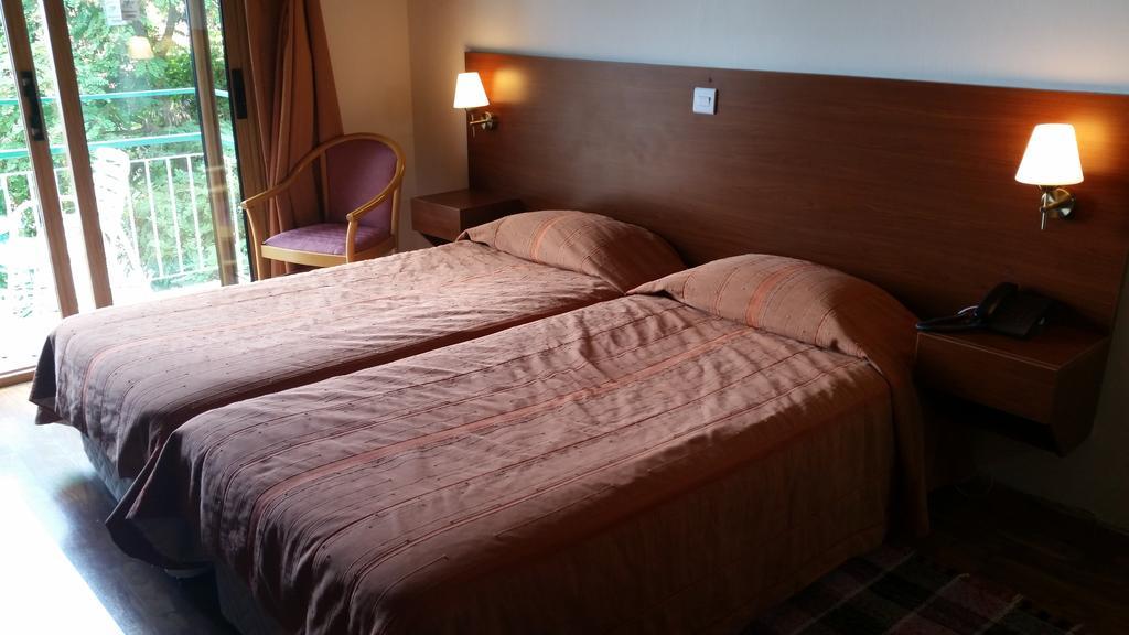Edelweiss Hotel Platres Phòng bức ảnh